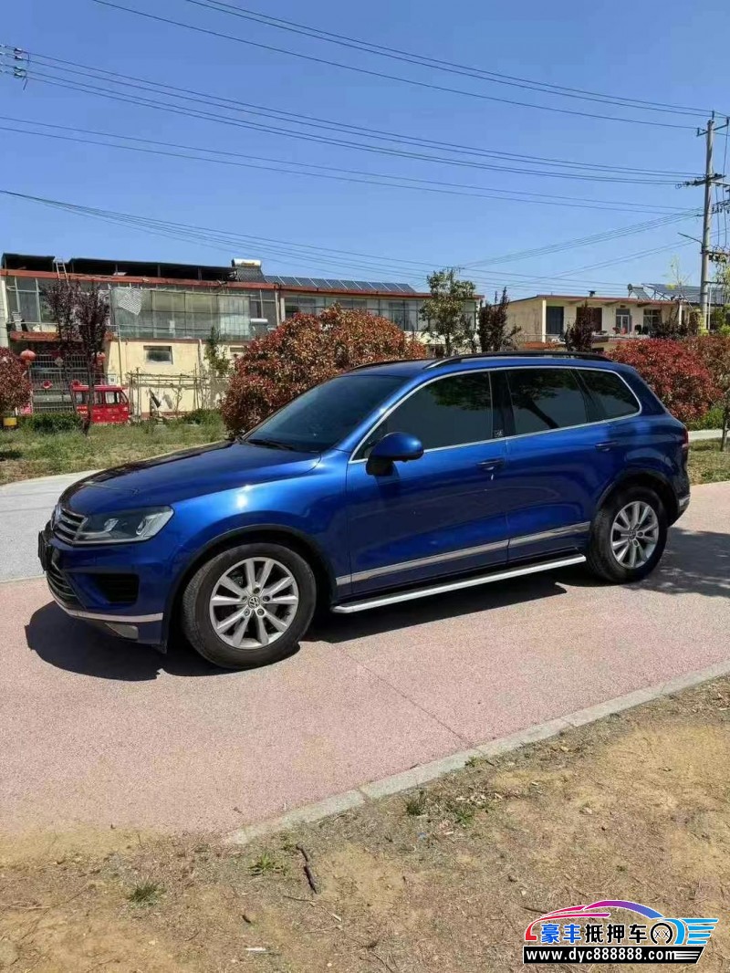 17年大众途锐轿车抵押车出售