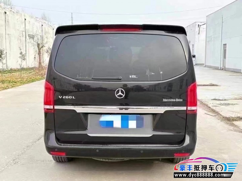 16年奔驰V轿车抵押车出售