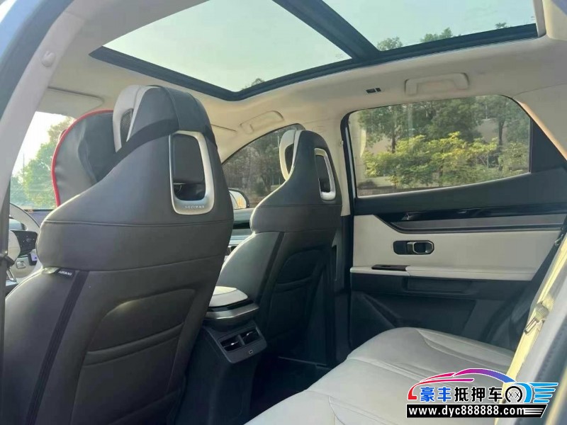 23年捷途大圣轿车抵押车出售