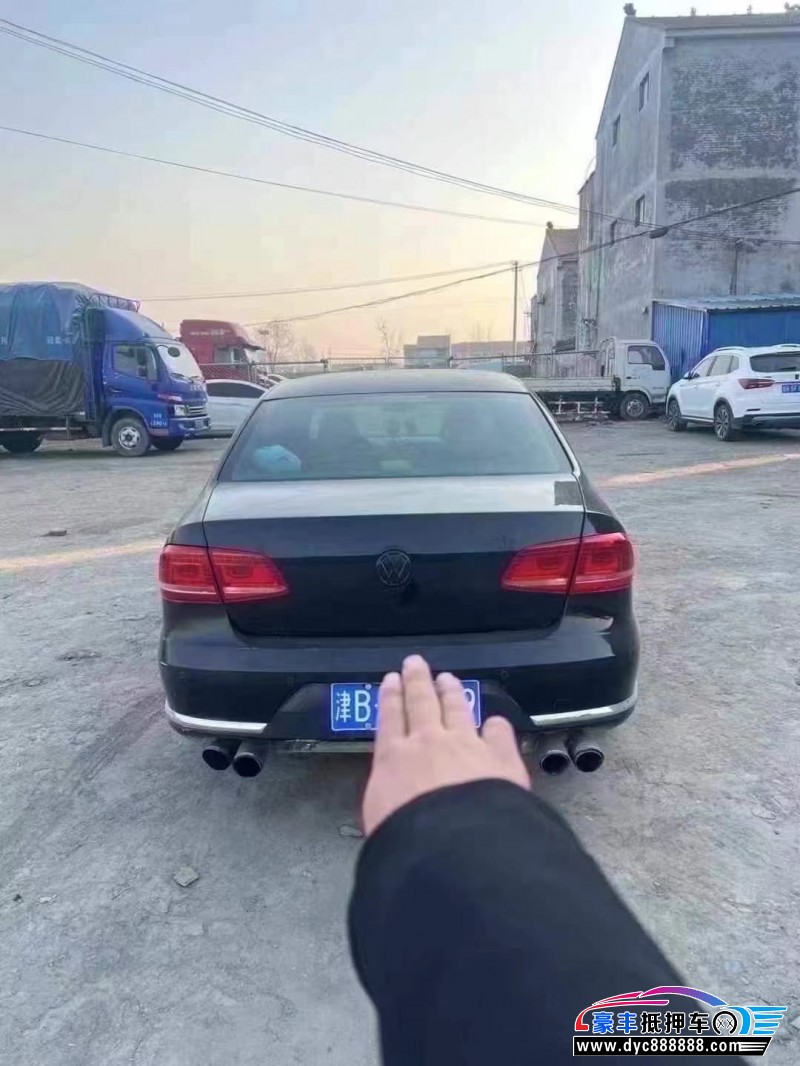 13年大众迈腾轿车抵押车出售