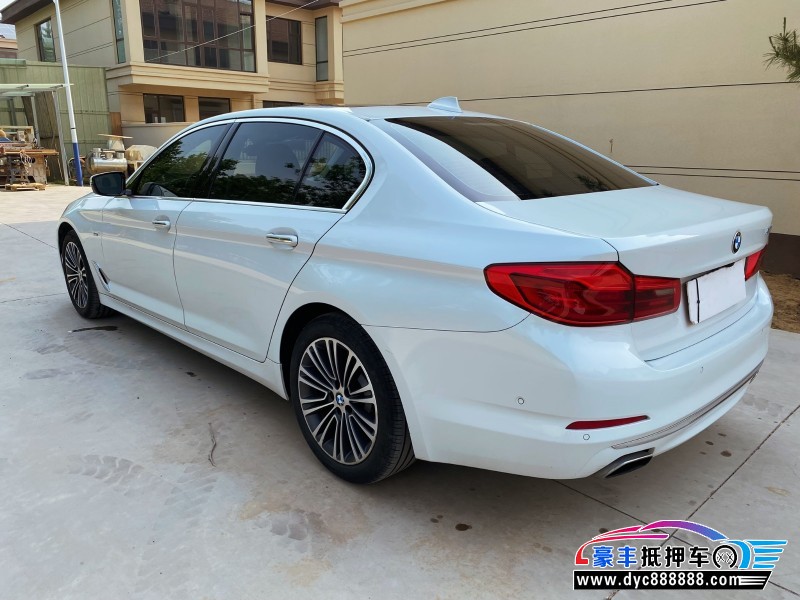 17年宝马5系轿车抵押车出售