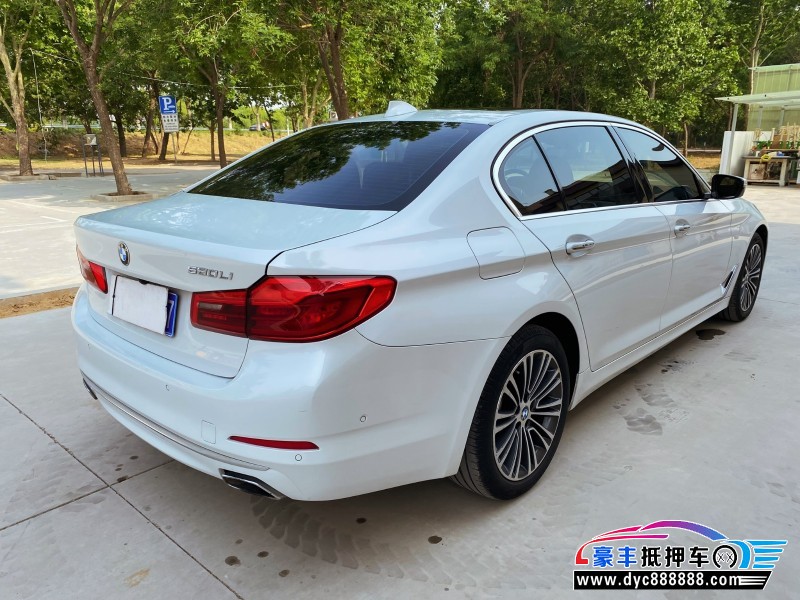 17年宝马5系轿车抵押车出售