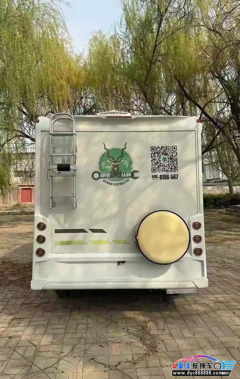 20年上汽大通V90轿车抵押车出售