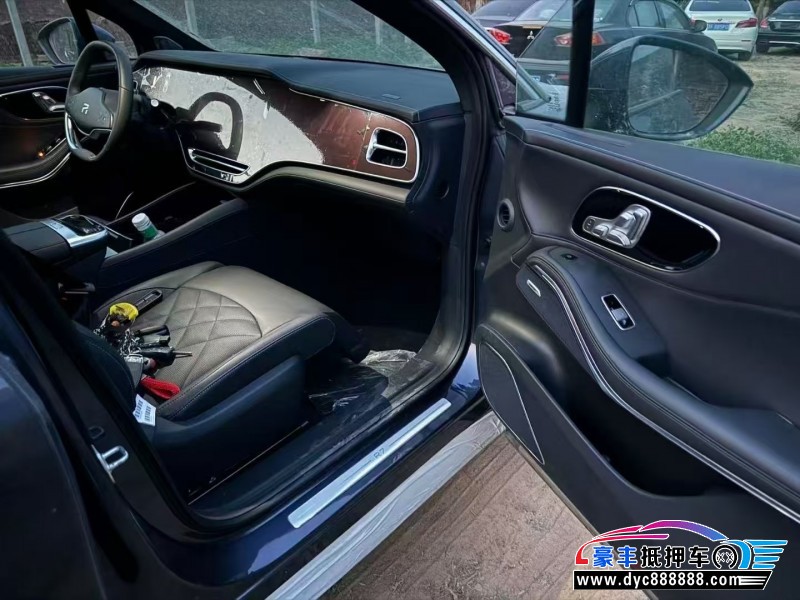 24年非凡R7轿车抵押车出售