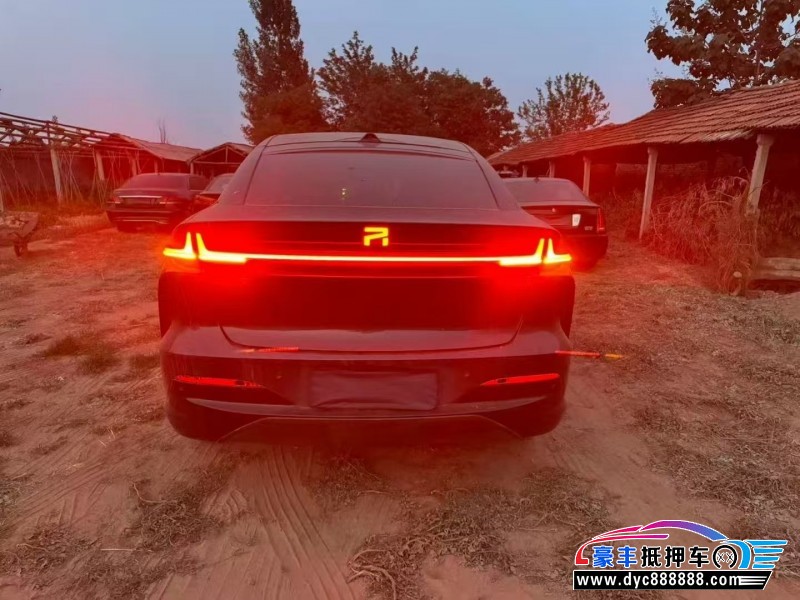 24年非凡R7轿车抵押车出售