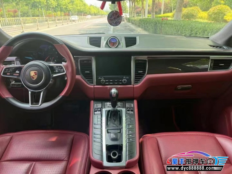 17年保时捷Macan迈凯轿车抵押车出售
