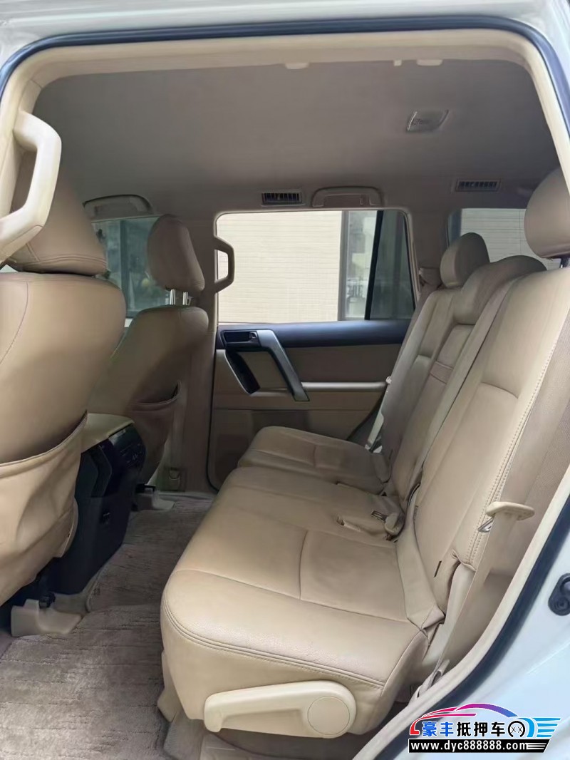 16年丰田普拉多（霸道）轿车抵押车出售