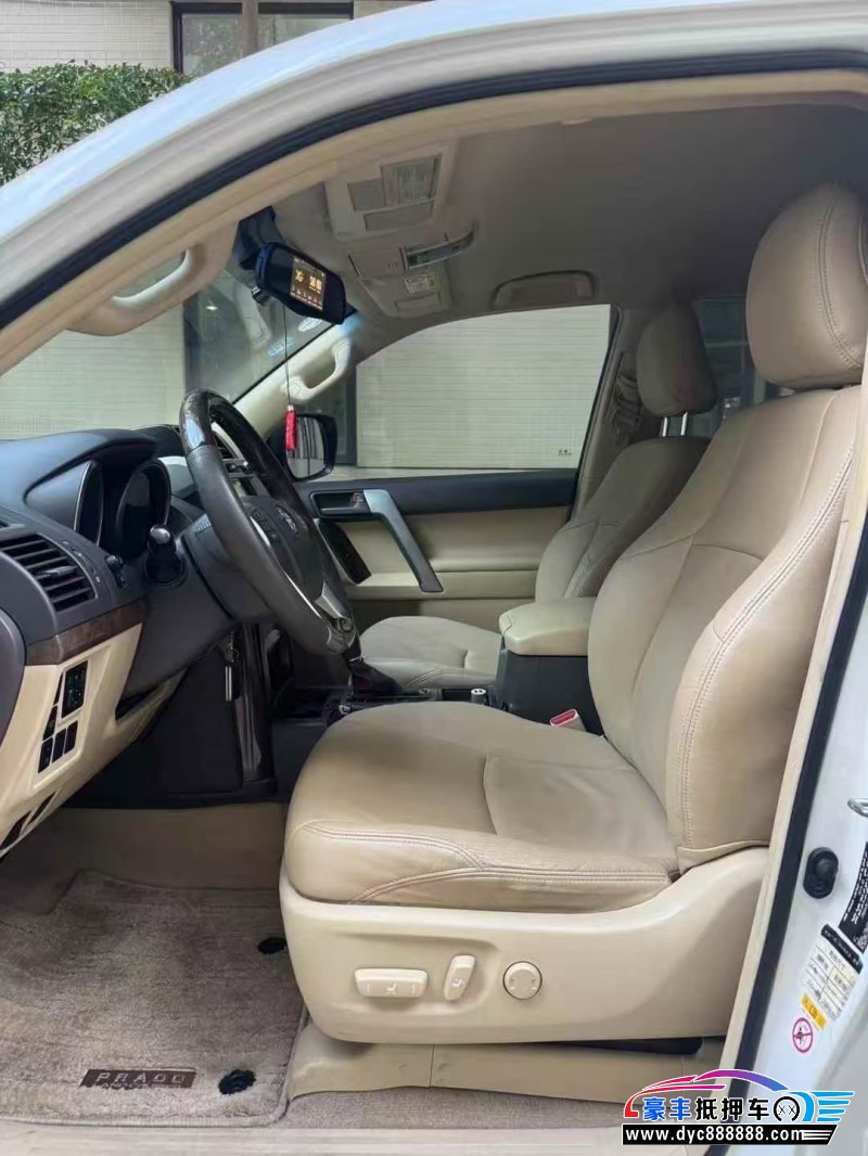 16年丰田普拉多（霸道）轿车抵押车出售