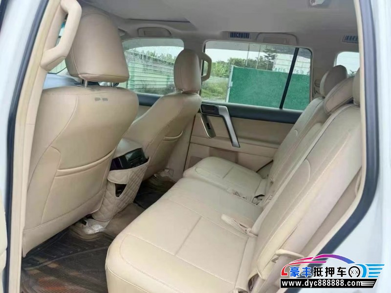 16年丰田普拉多（霸道）轿车抵押车出售