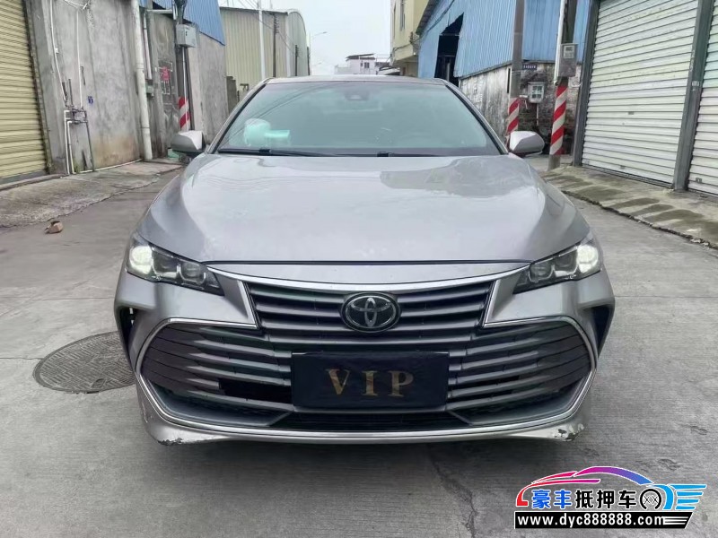 20年丰田亚洲龙轿车抵押车出售