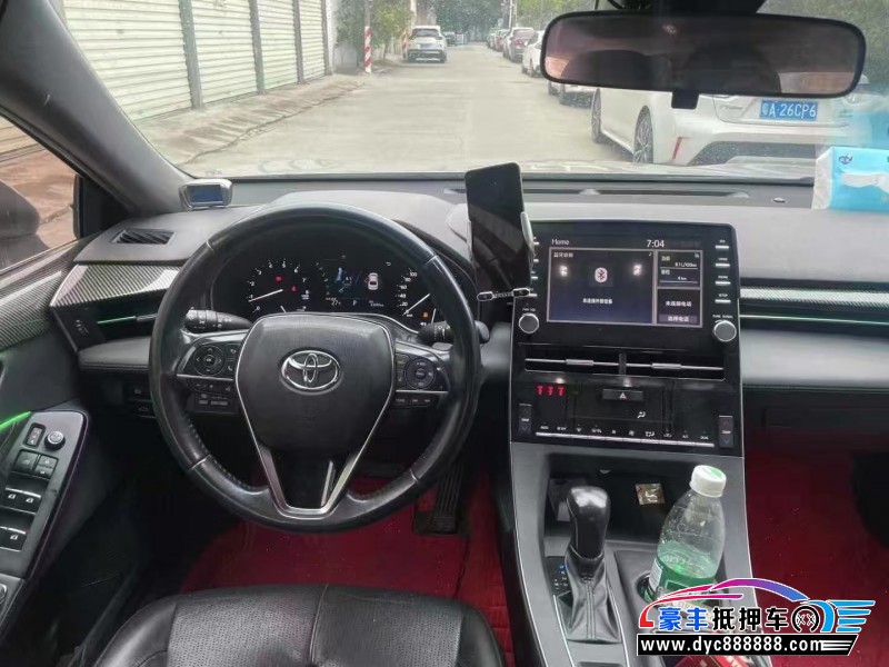 20年丰田亚洲龙轿车抵押车出售