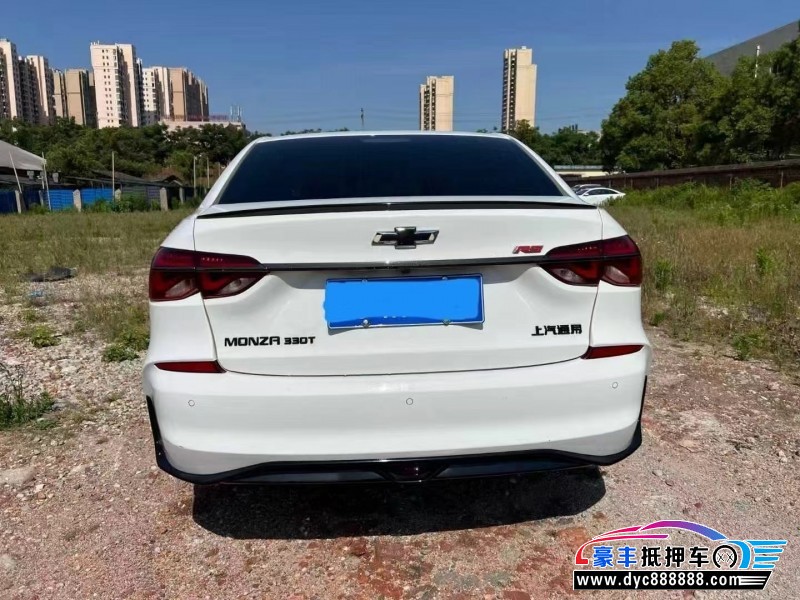 20年雪佛兰科鲁泽轿车抵押车出售