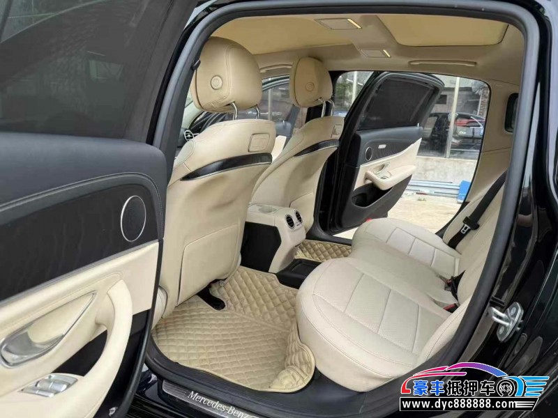 18年奔驰E轿车抵押车出售