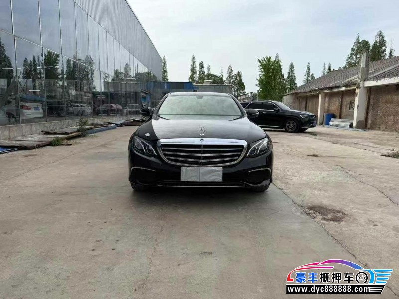 18年奔驰E轿车抵押车出售