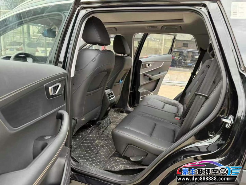 24年奇瑞瑞虎8轿车抵押车出售