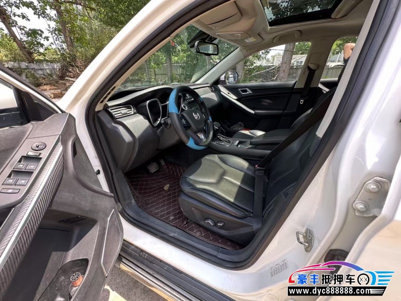 17年江铃驭胜330轿车抵押车出售