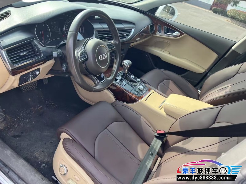 14年奥迪A7轿车抵押车出售