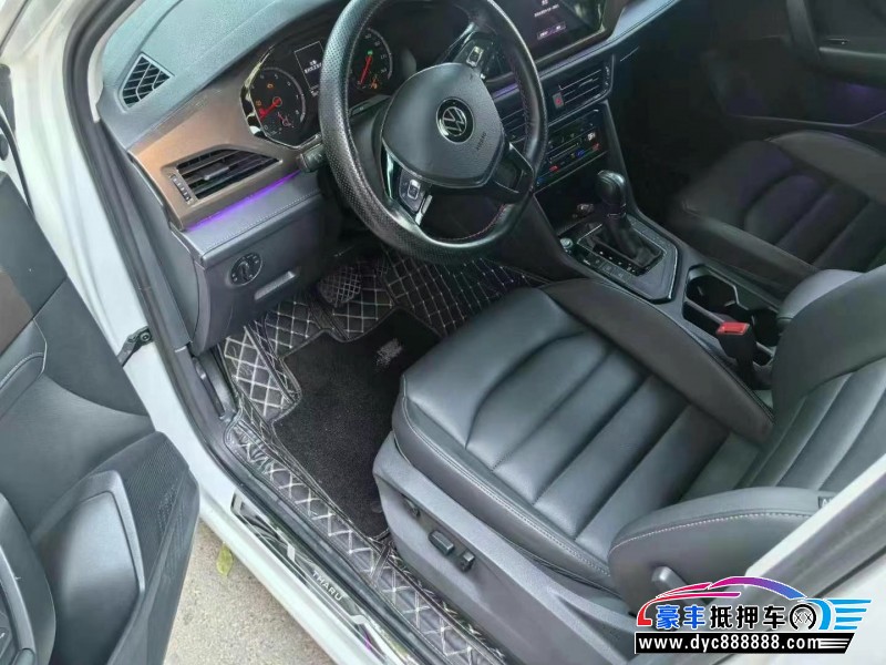 21年大众途岳轿车抵押车出售