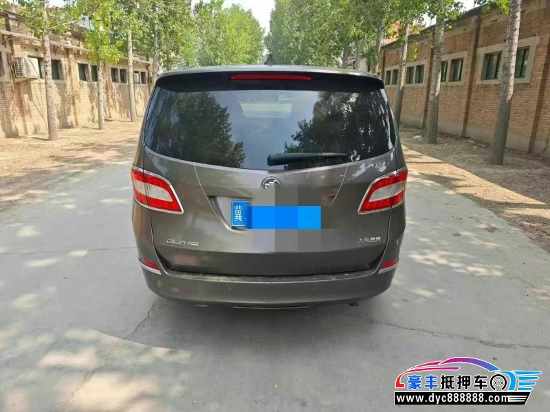 12年别克GL8轿车抵押车出售