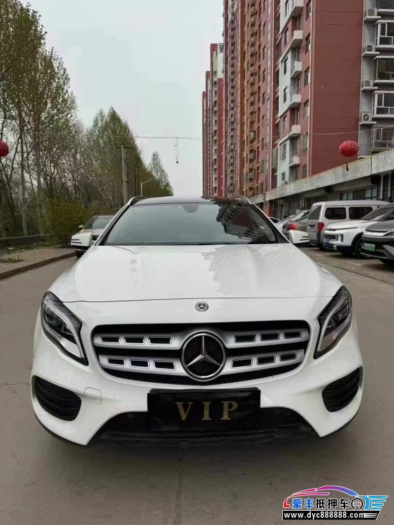 19年奔驰GLA轿车抵押车出售
