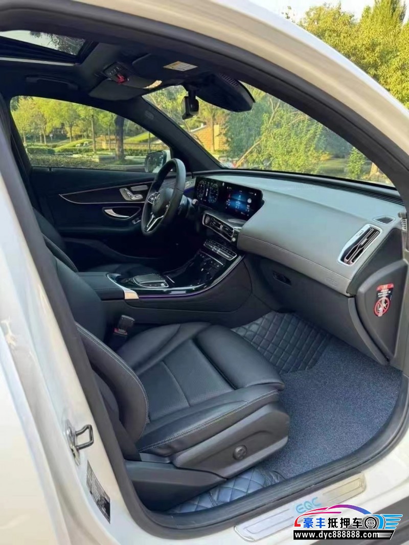 22年奔驰EQC轿车抵押车出售