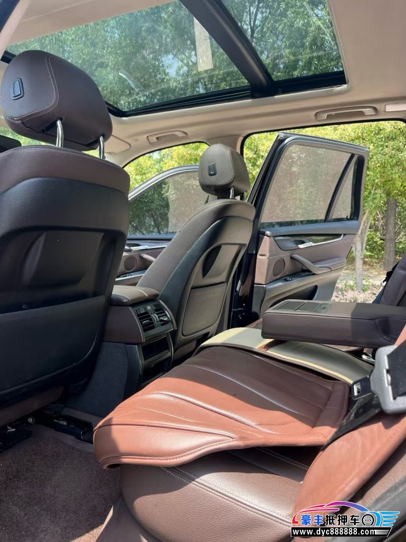 15年宝马X5轿车抵押车出售