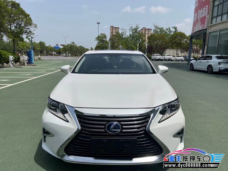 17年雷克萨斯ES轿车抵押车出售