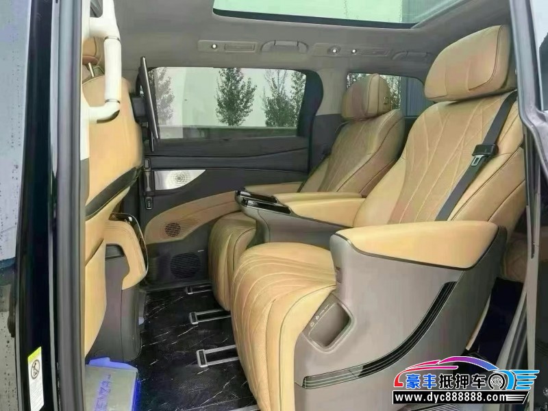 23年腾势D9轿车抵押车出售