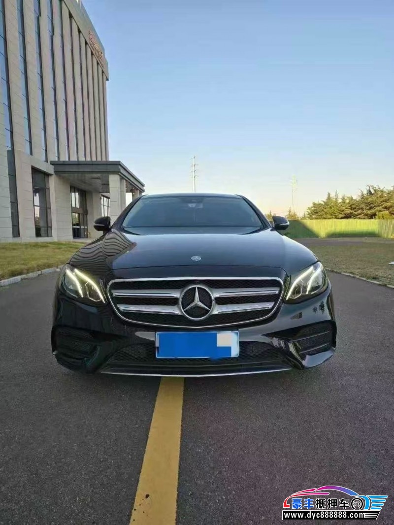 17年奔驰E轿车抵押车出售