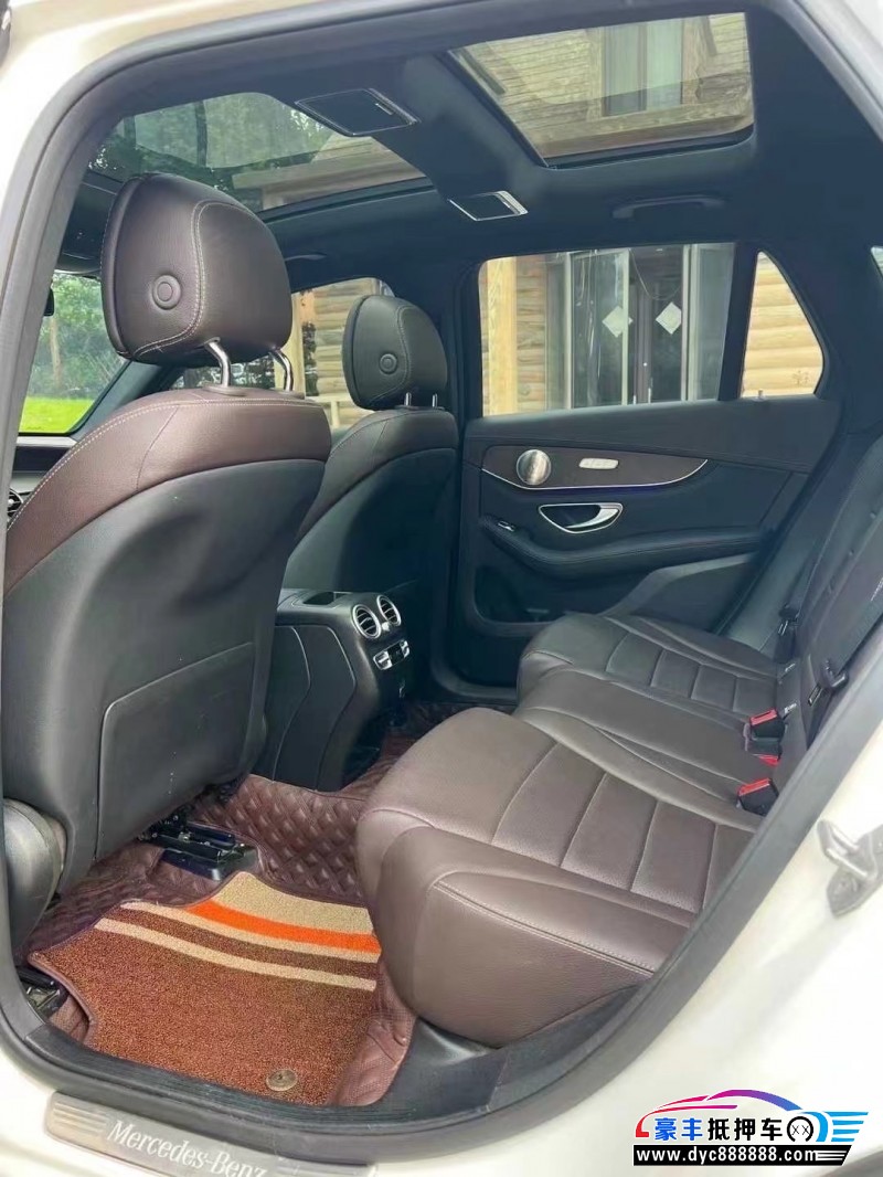 20年奔驰GLC轿车抵押车出售