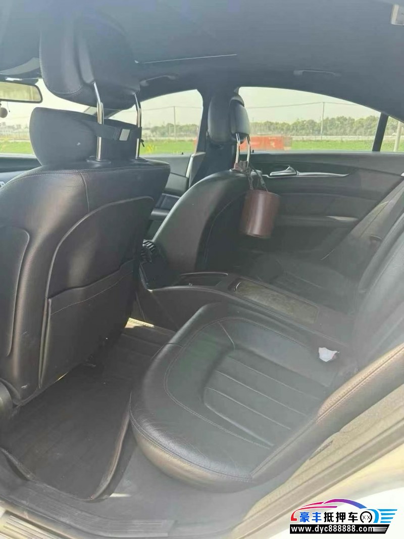 14年奔驰CLS轿车抵押车出售