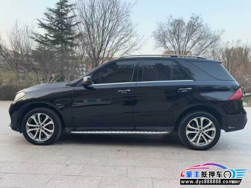 18年奔驰GLE轿车抵押车出售