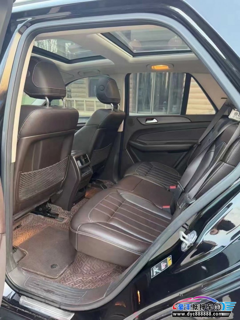 18年奔驰GLE轿车抵押车出售