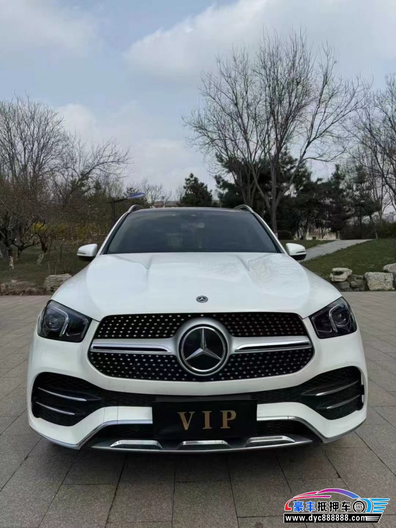 19年奔驰GLE轿车抵押车出售