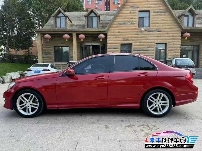 14年奔驰C轿车抵押车出售