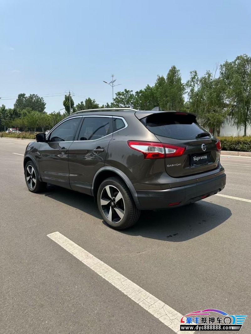 17年日产逍客轿车抵押车出售