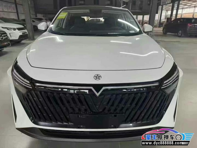 25年启辰大V轿车抵押车出售