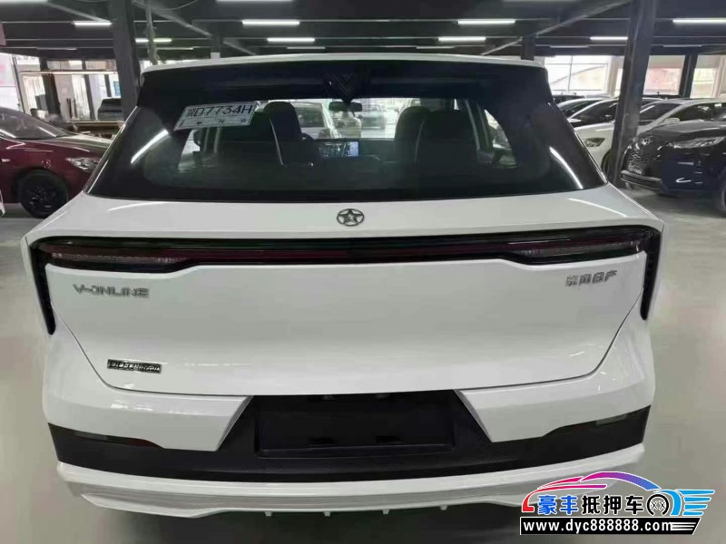 25年启辰大V轿车抵押车出售