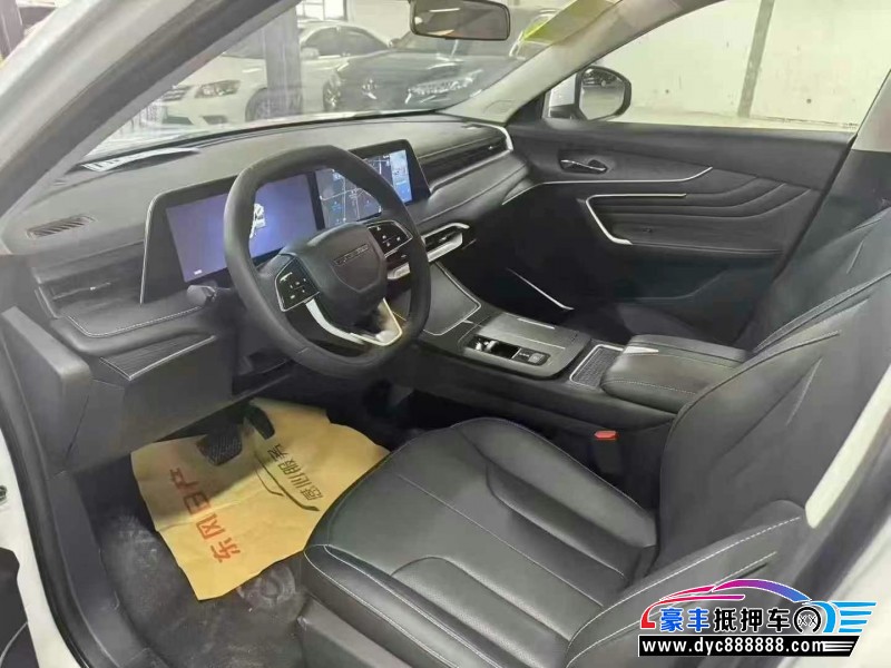 25年启辰大V轿车抵押车出售