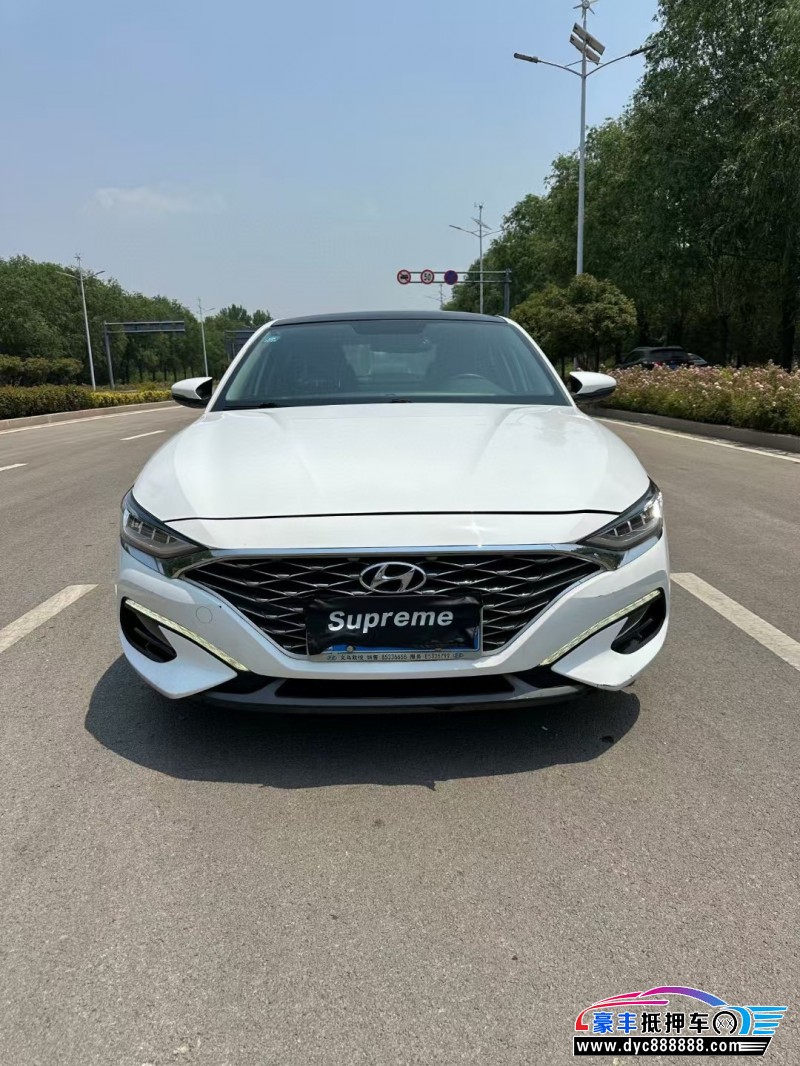 20年现代菲斯塔轿车抵押车出售