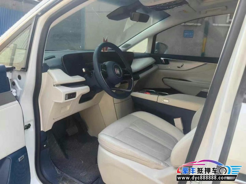 24年别克GL8轿车抵押车出售