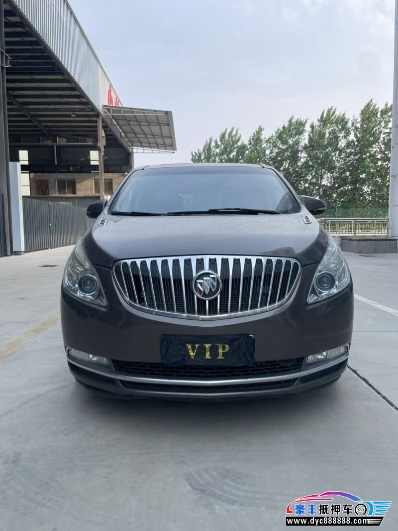 11年别克GL8轿车抵押车出售