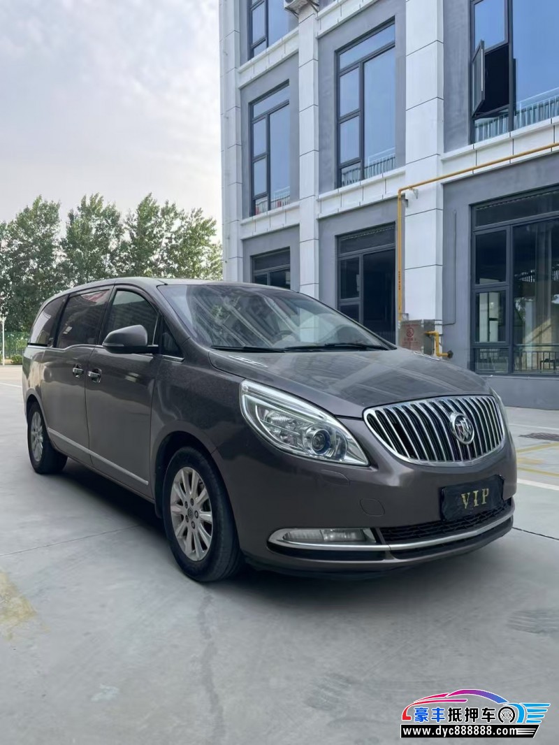 11年别克GL8轿车抵押车出售