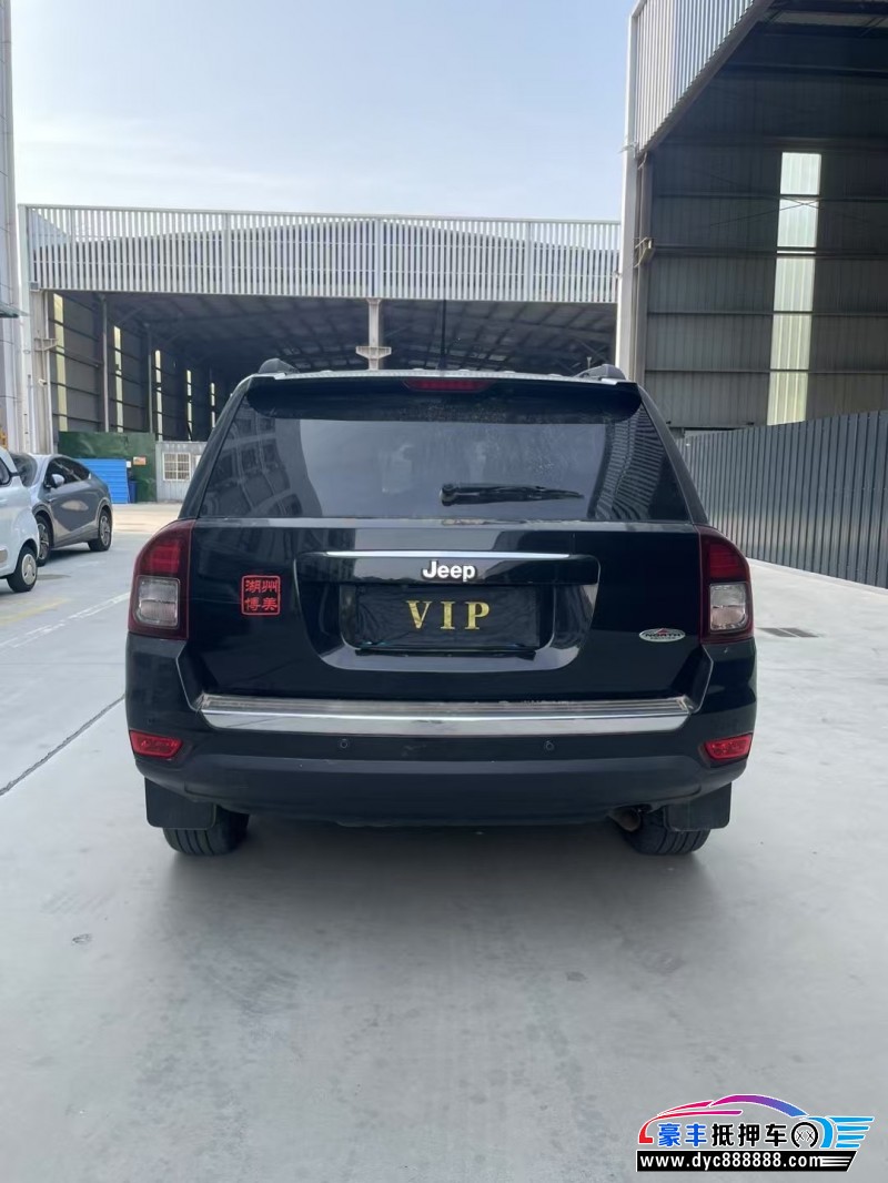 15年Jeep指南者轿车抵押车出售