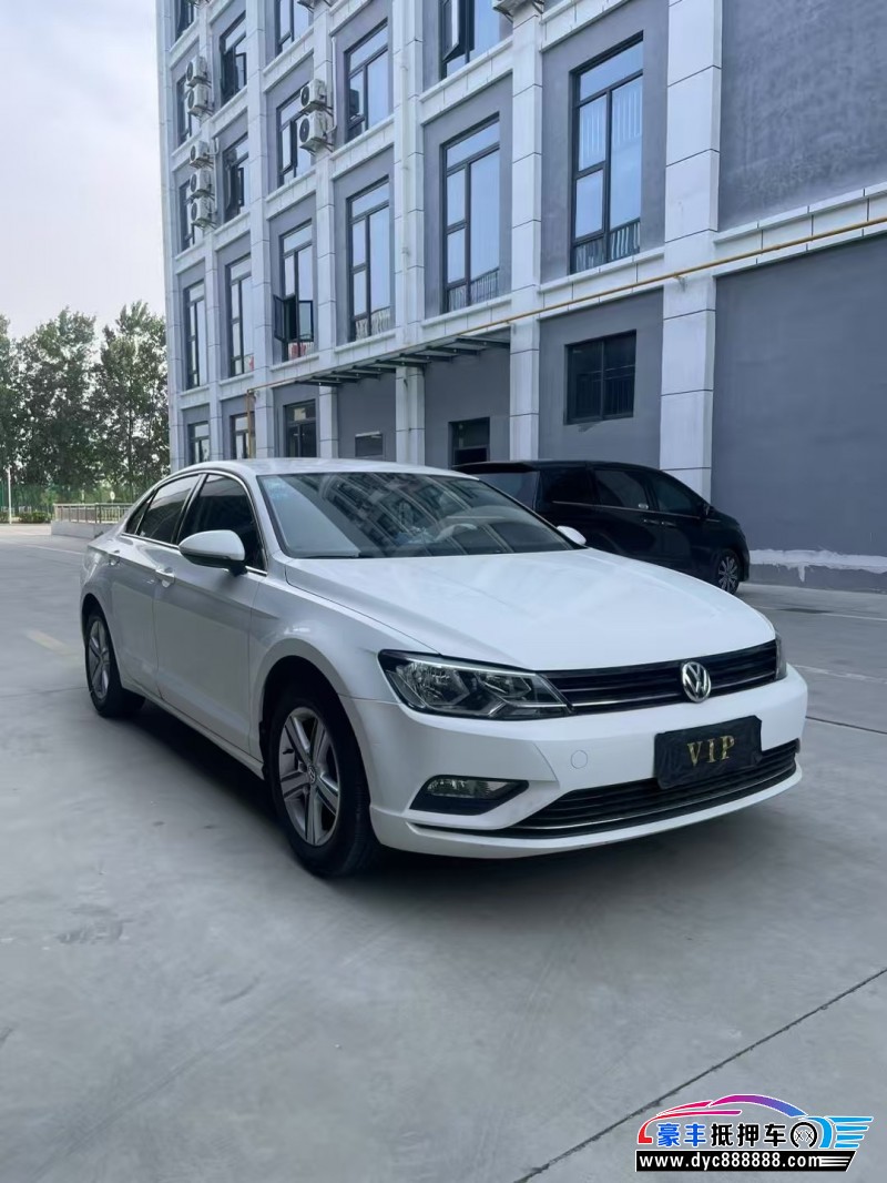 17年大众凌渡轿车抵押车出售