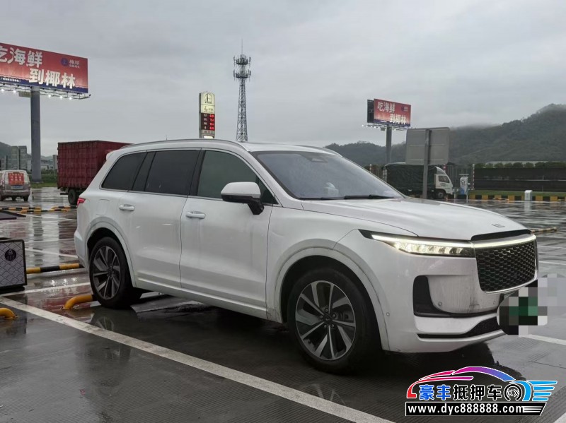 21年理想ONE轿车抵押车出售