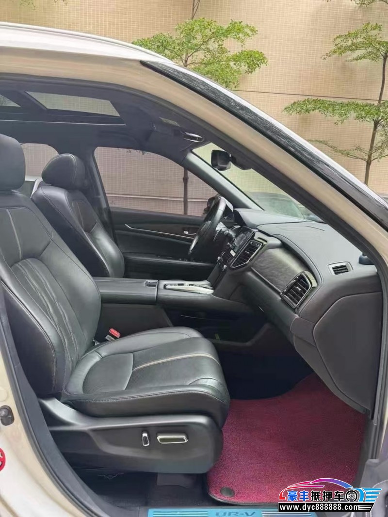 22年本田UR-V轿车抵押车出售