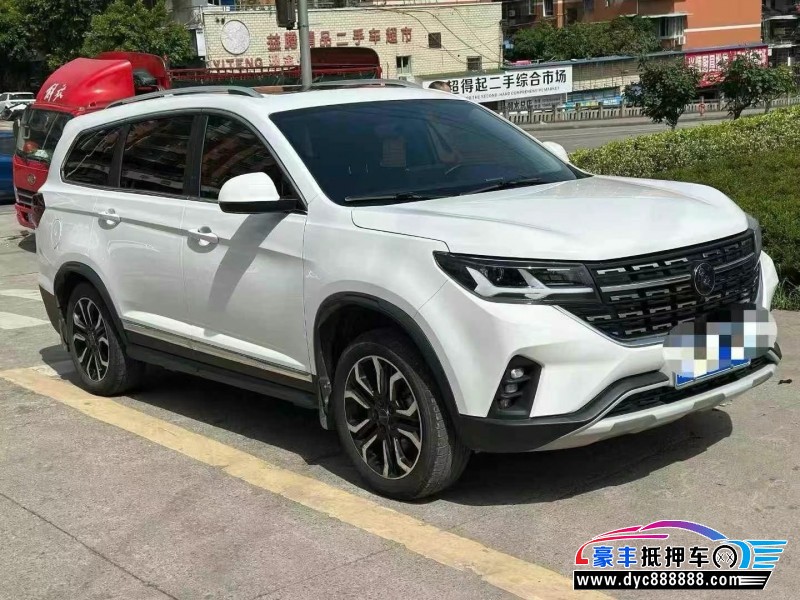 22年东风风行T5轿车抵押车出售