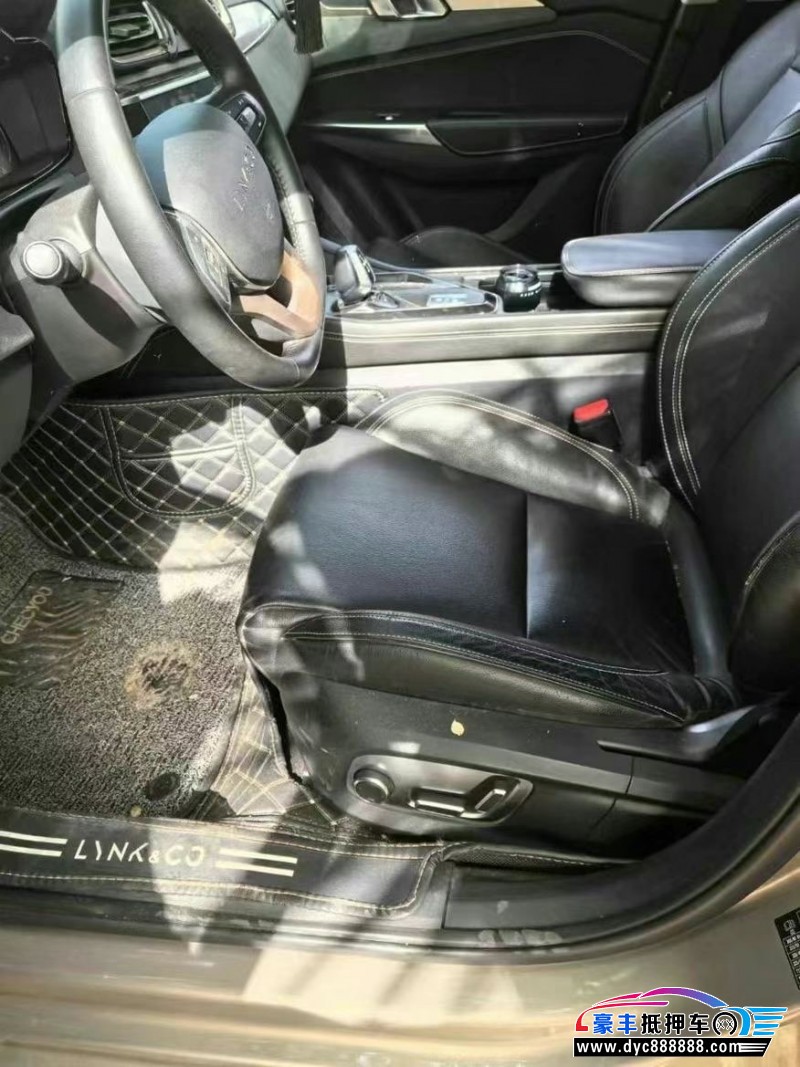 18年领克03轿车抵押车出售