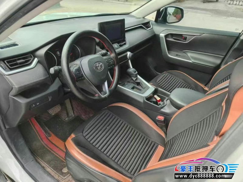 22年丰田RAV4SUV抵押车出售